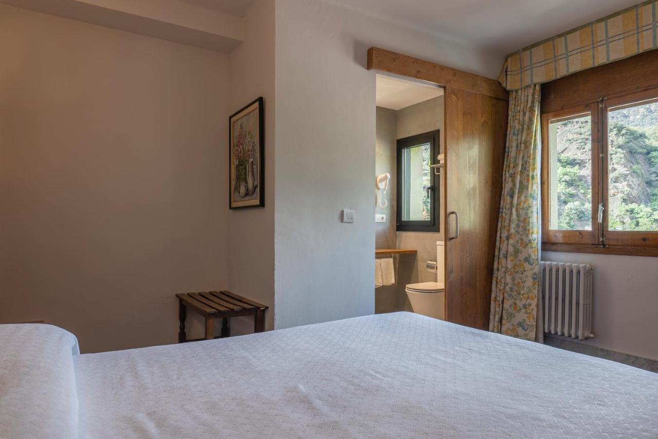Hotel Cardos Рибера-де-Кардос Экстерьер фото